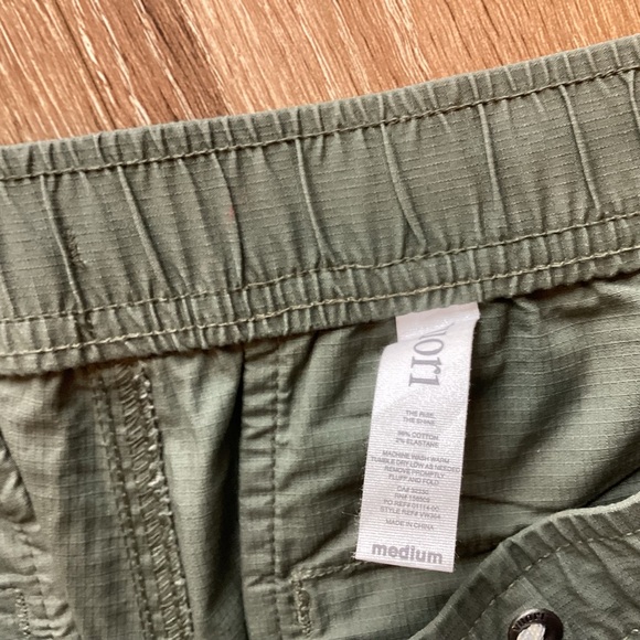 Vuori Ripstop Shorts - Picture 3 of 6